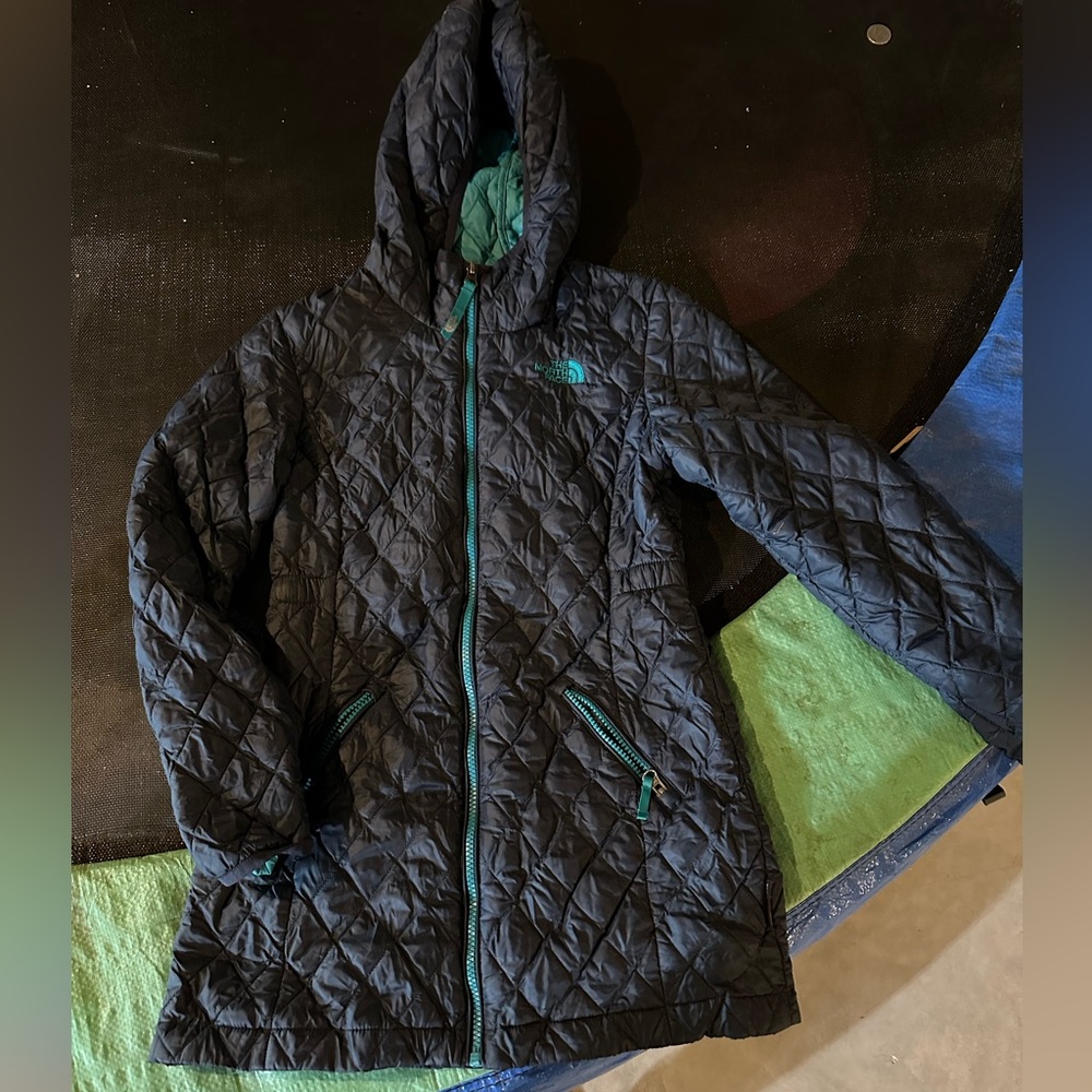 Girls 10/12 The North Face long jacket
